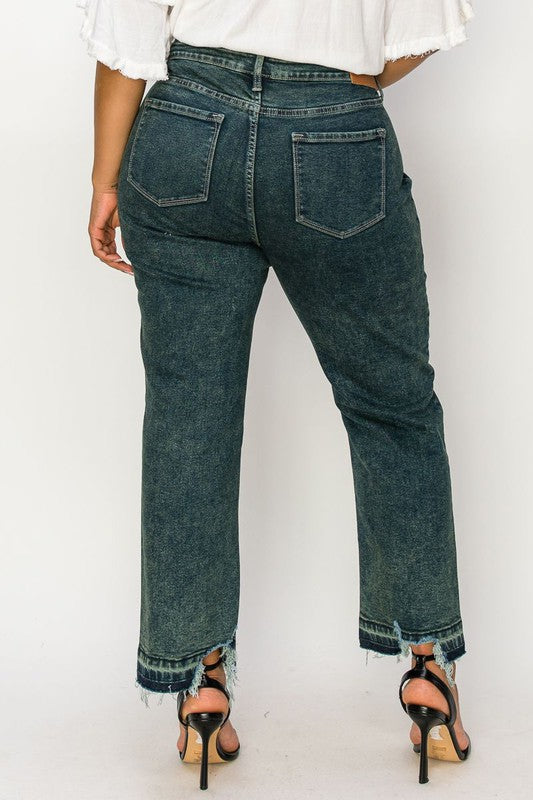 PLUS SIZE - HIGH RISE STRETCH STRAIGHT JEANS